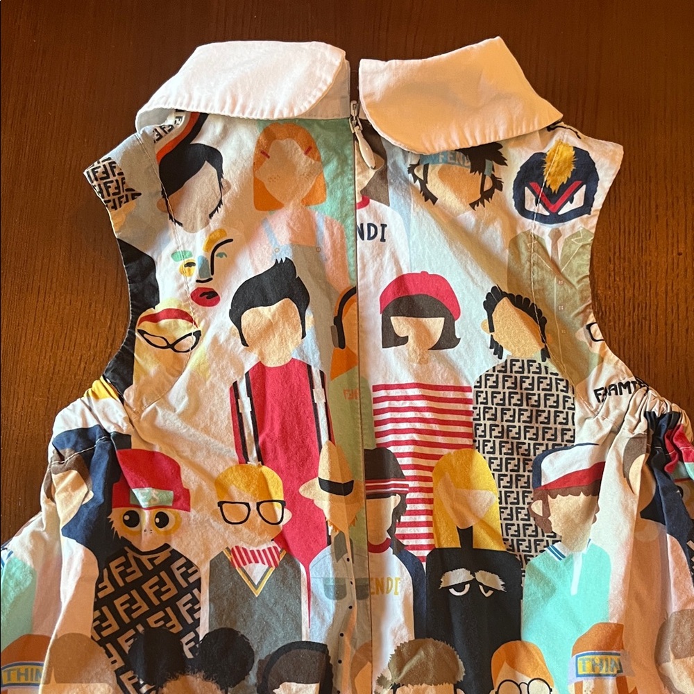 Fendi Girls Multicolor Printed Cotton Dress with White Peter Pan Collar - Picture 3 of 5